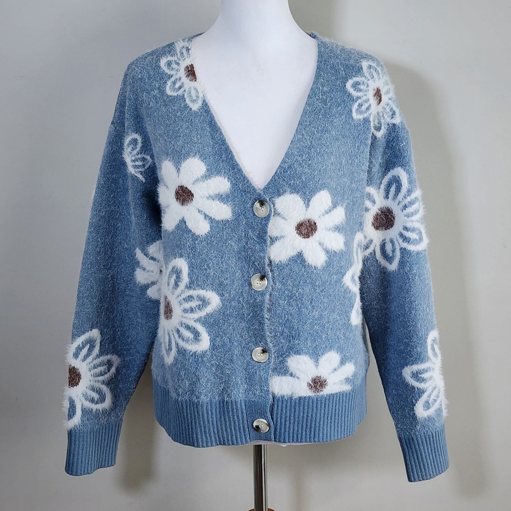 Floral Cardigan Sweater Womens Medium Blue Fuzzy Daisy Soft Boho Girlhood Fall